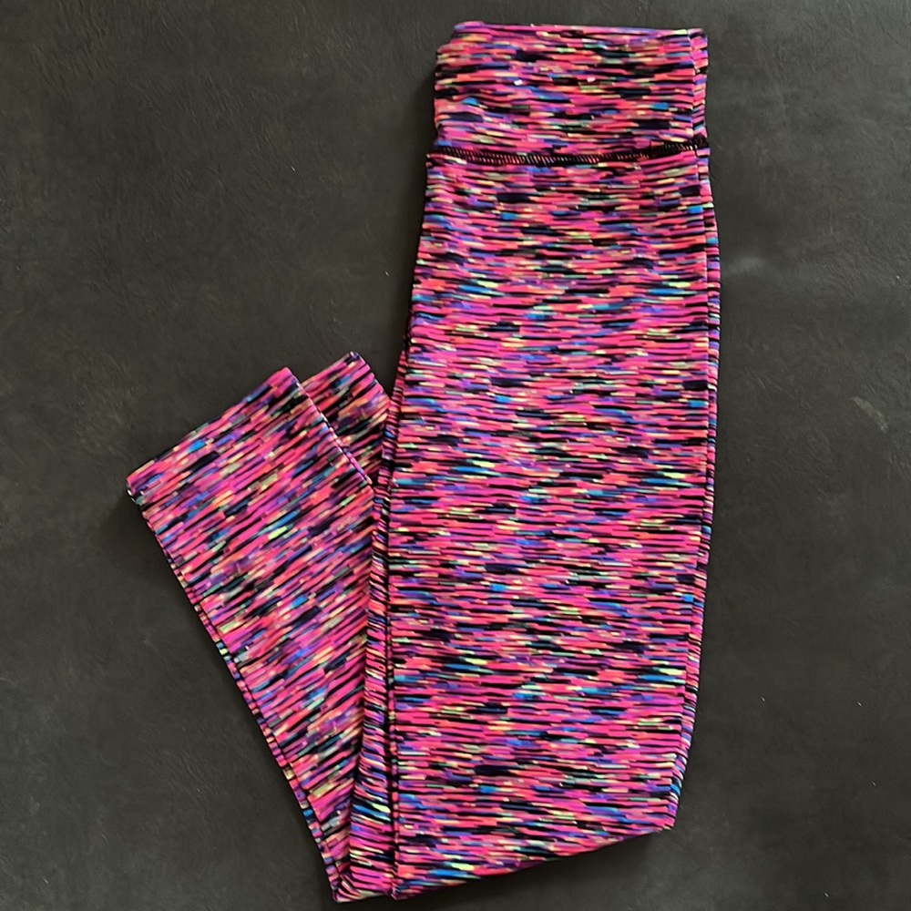 Women’s athletic leggings